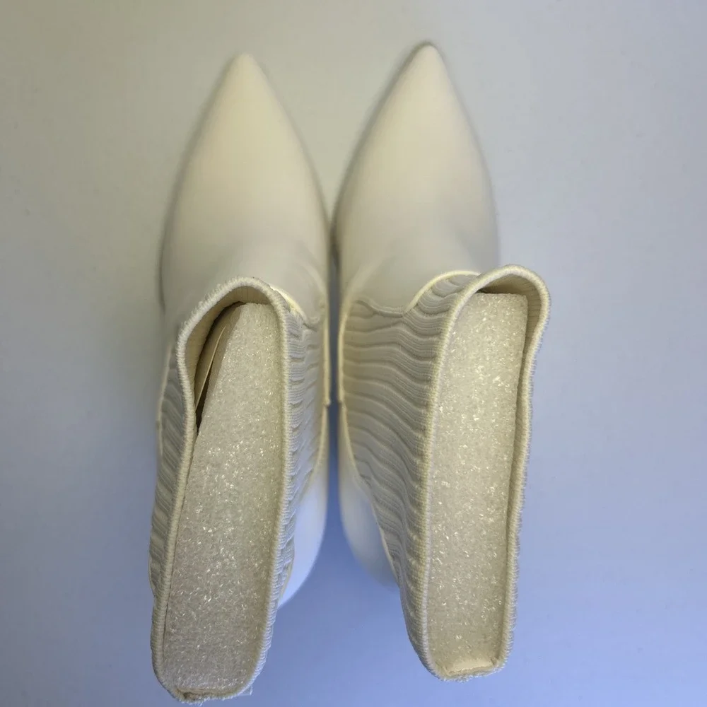 Coutgo Womens Sock Ankle Boots Size 9.5 White Pointed Toe Chunky Block Heel‎ NIB